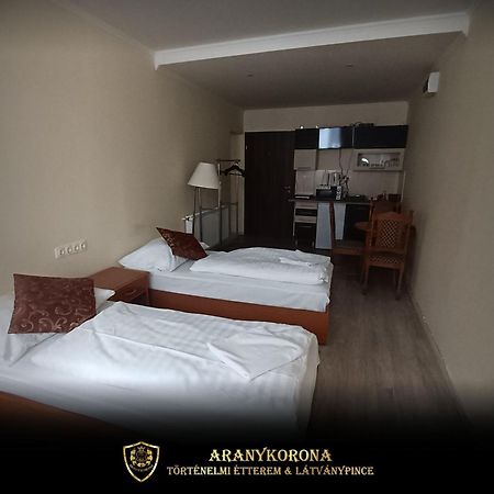 Aranykorona Apartmanhaz Miskolc Eksteriør bilde