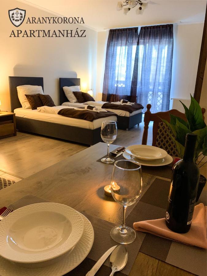 Aranykorona Apartmanhaz Miskolc Eksteriør bilde