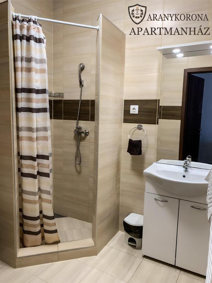 Aranykorona Apartmanhaz Miskolc Eksteriør bilde